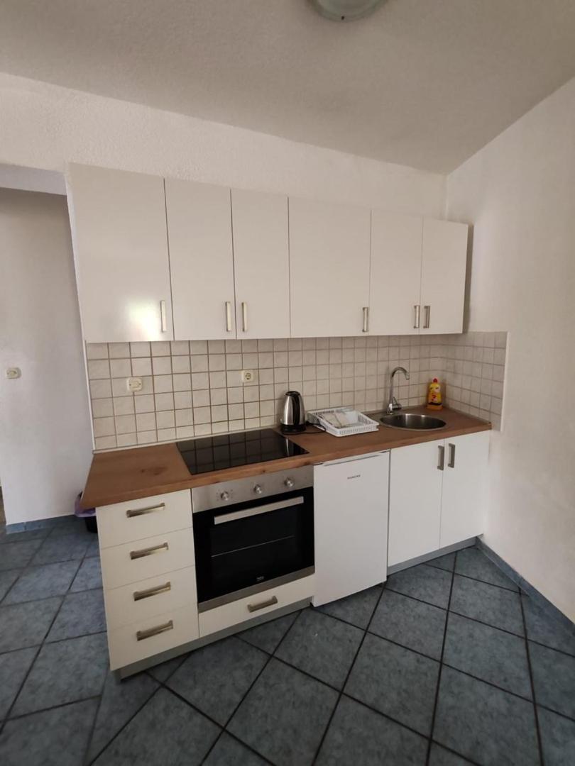 Villa Raguz Sa Privatnom Plazom I Garazom 内乌姆 外观 照片