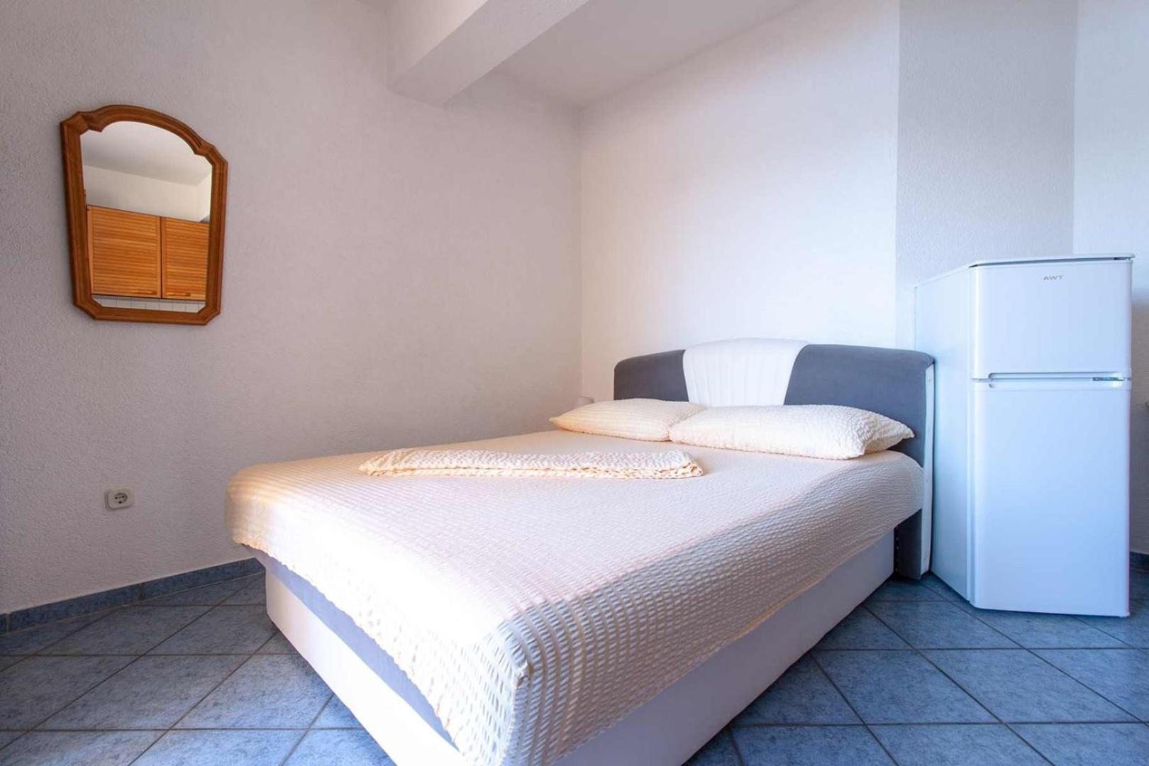 Villa Raguz Sa Privatnom Plazom I Garazom 内乌姆 外观 照片